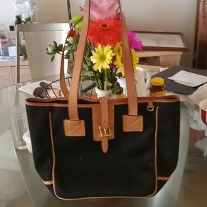 Doone and Bourke bag